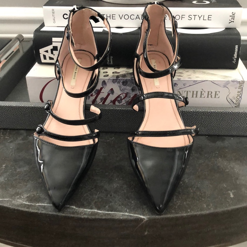 Zara Basic patent leather flats size 7